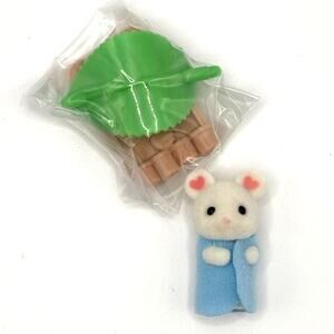 Calico Critters/Sylvanian Family Love Mouse, Baby Mouse, w/Accessories - New